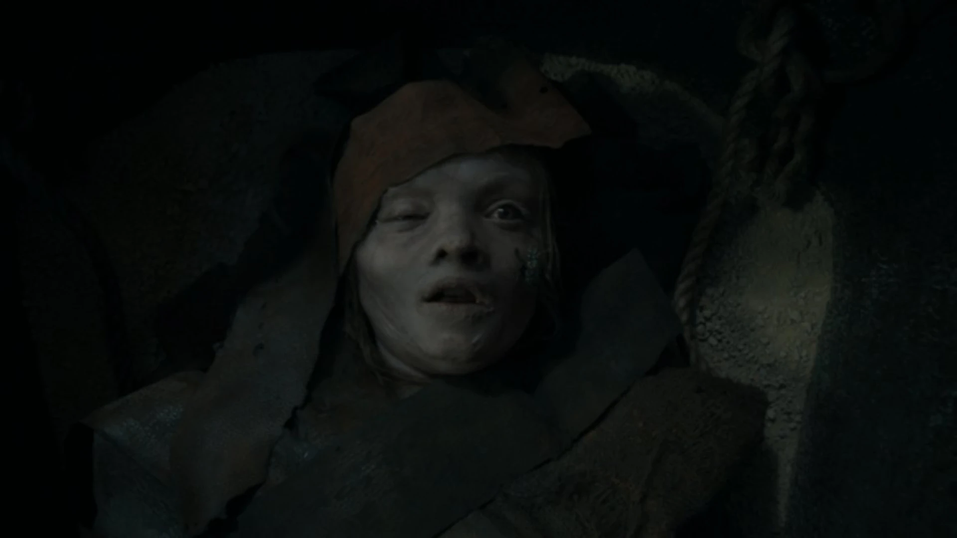 Maldição Da Múmia chega aos cinemas brasileiros após ação aterrorizante com influenciadores em Curitiba